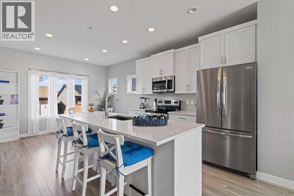 53 Walcrest Gate SE, Calgary, Alberta  T2X 4G2 - Photo 9 - A2300472