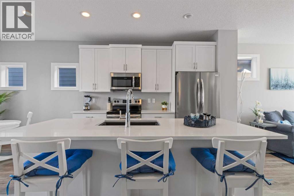 53 Walcrest Gate SE, Calgary, Alberta  T2X 4G2 - Photo 8 - A2300472