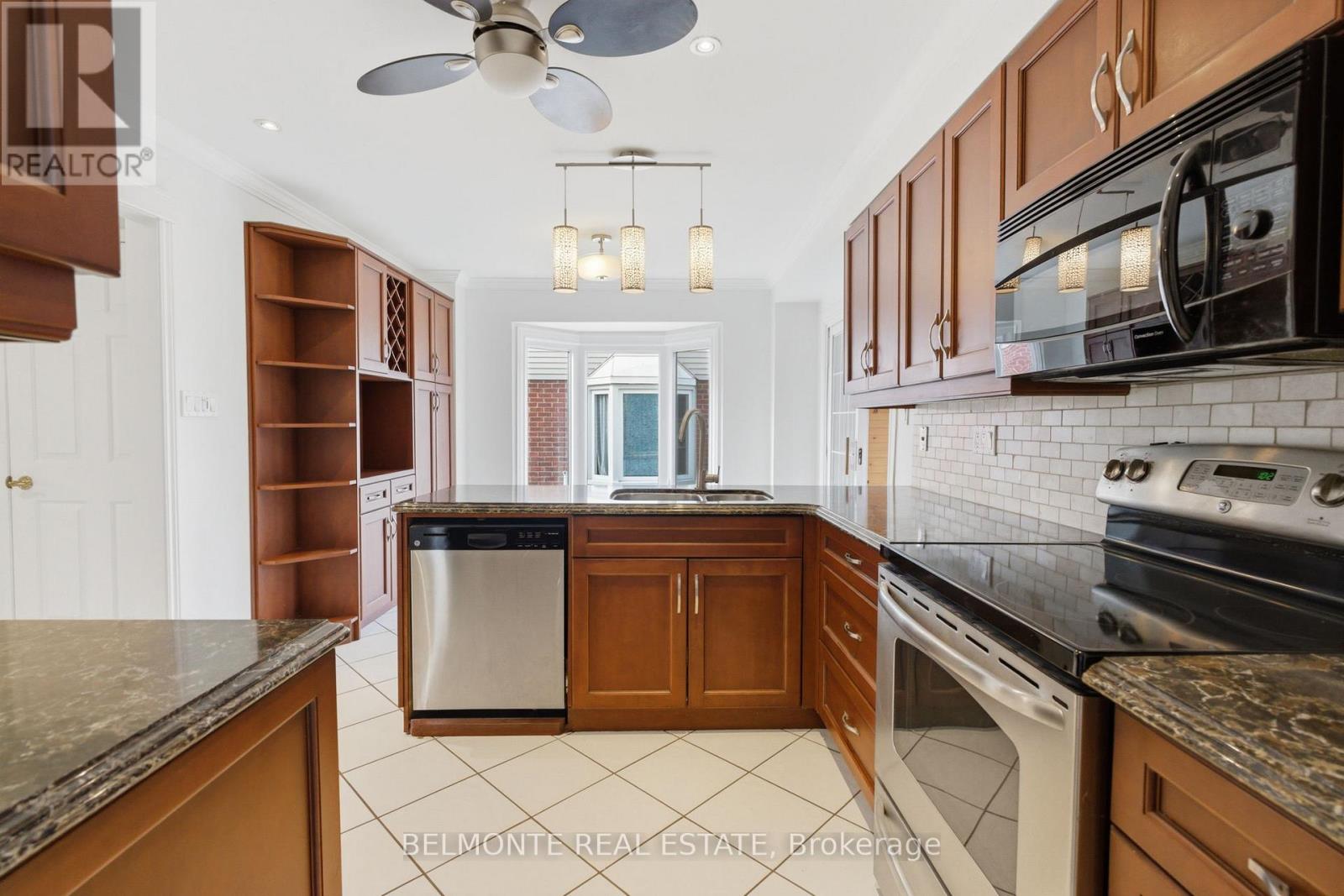 888 Lavis Court, Oshawa, Ontario  L1K 1W1 - Photo 10 - E12983982