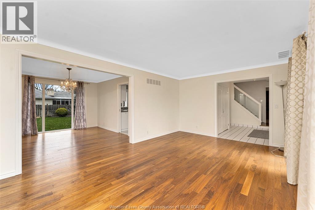 3748 Ouellette Avenue, Windsor, Ontario  N9E 3M7 - Photo 11 - 26007832