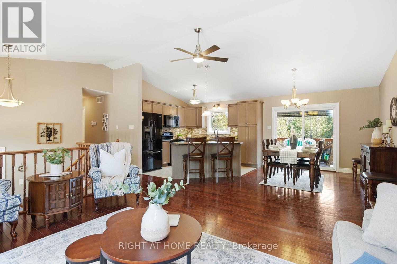 216 Mount Horeb Road, Kawartha Lakes, Ontario  K9V 4R4 - Photo 12 - X12986712