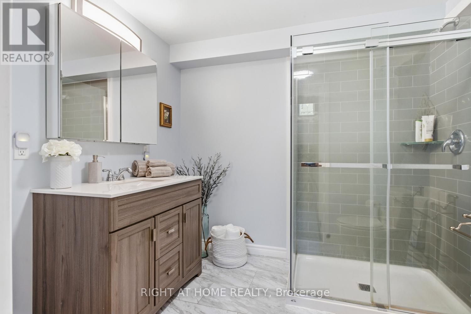 216 Mount Horeb Road, Kawartha Lakes, Ontario  K9V 4R4 - Photo 29 - X12986712