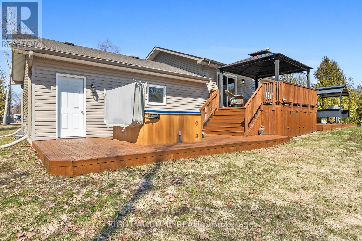 216 Mount Horeb Road, Kawartha Lakes, Ontario  K9V 4R4 - Photo 37 - X12986712