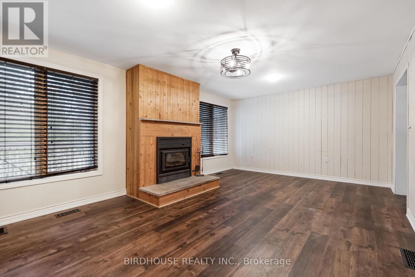 102 Edwina Drive, Trent Lakes, Ontario  K0M 1A0 - Photo 15 - X12986720