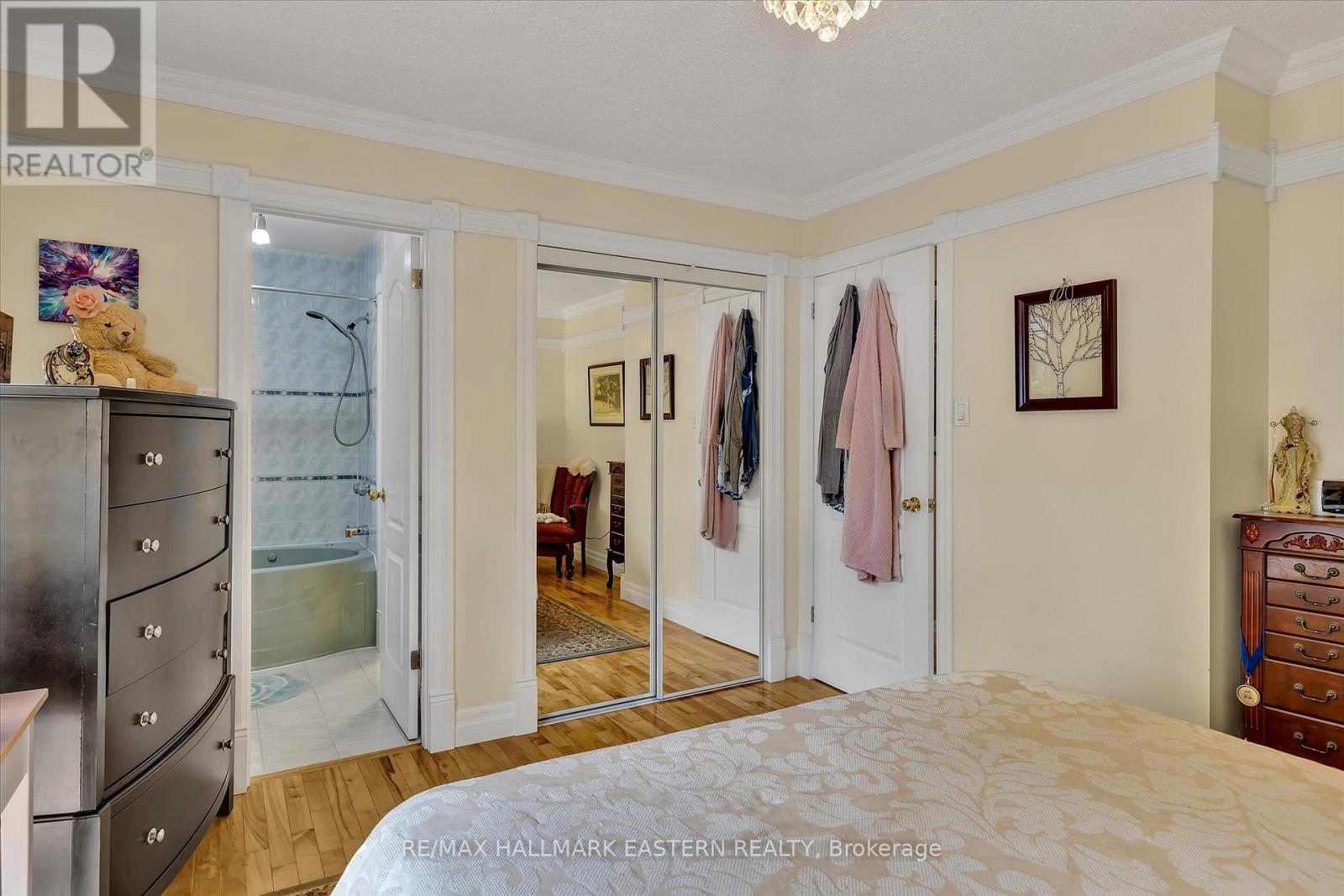 959 Golfview Road, Peterborough, Ontario  K9J 7W2 - Photo 17 - X12986732