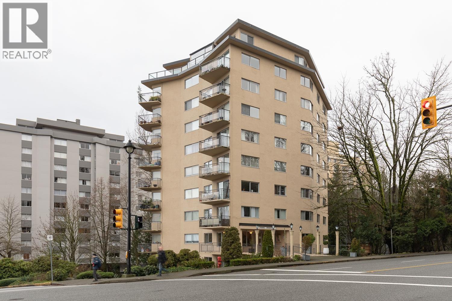 404 1930 MARINE DRIVE, West Vancouver, British Columbia