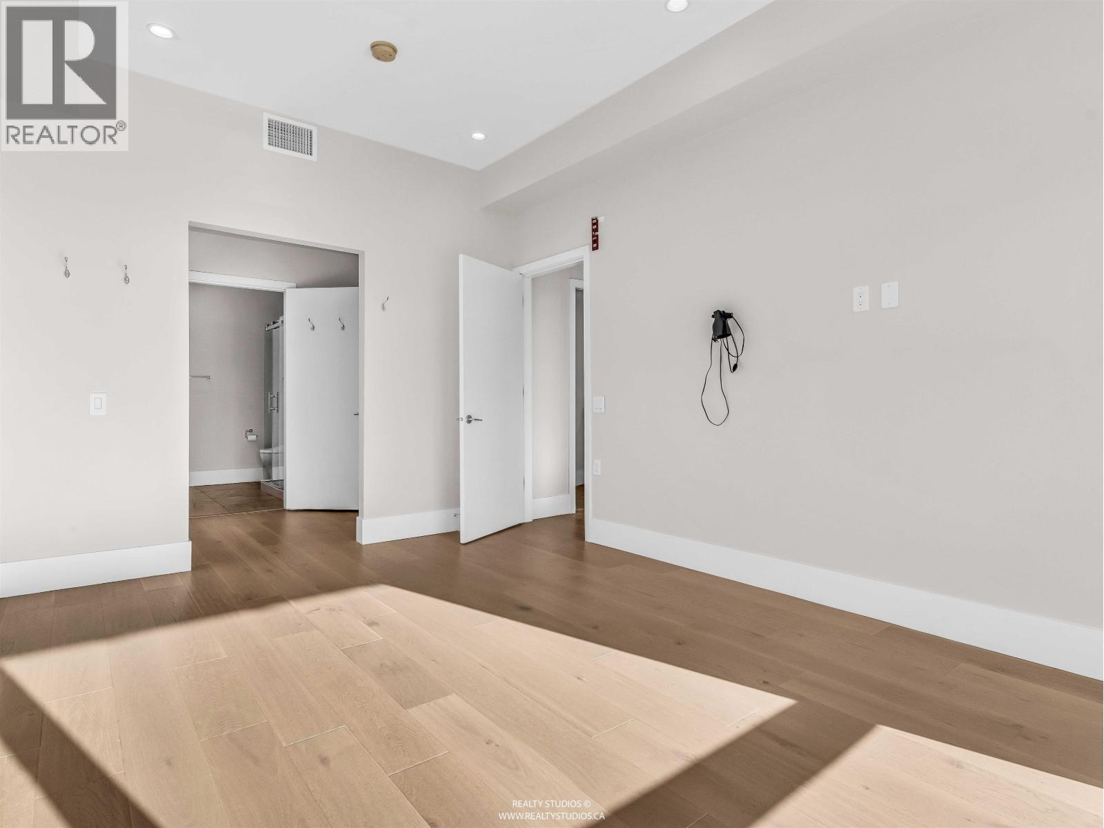 206 1591 Bowser Avenue, North Vancouver, British Columbia  V7P 2Y4 - Photo 23 - R3109972