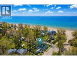 2 BEACH Avenue, port rowan, Ontario