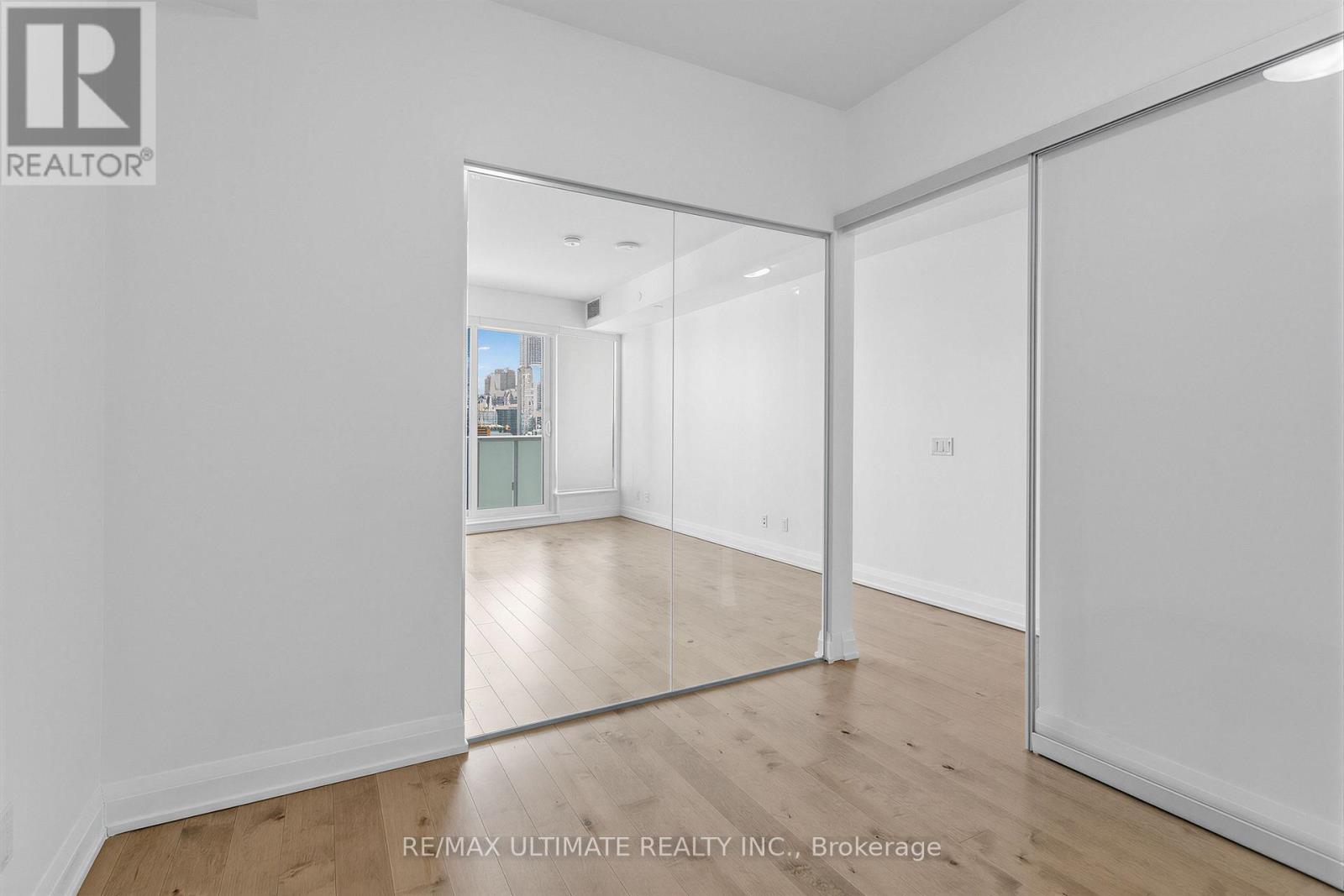 1101 - 403 Church Street, Toronto, Ontario  M5B 1L6 - Photo 15 - C12986676