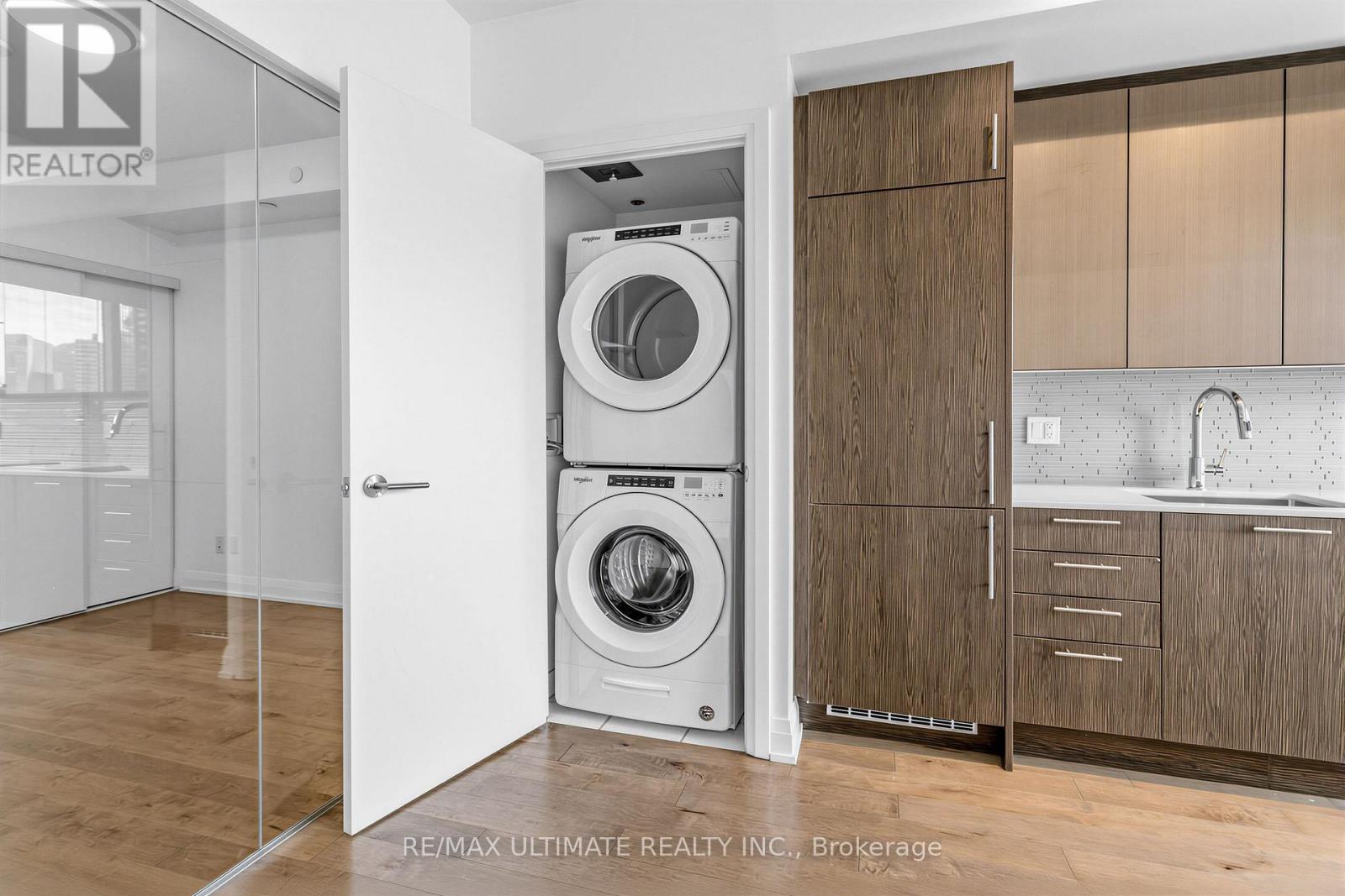 1101 - 403 Church Street, Toronto, Ontario  M5B 1L6 - Photo 19 - C12986676