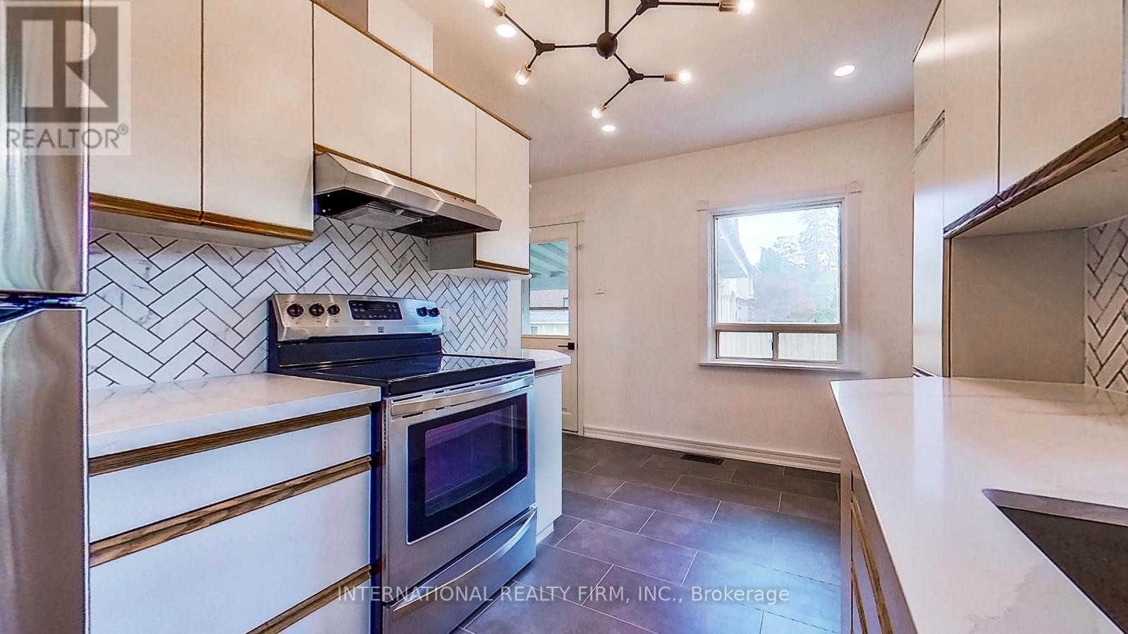 85 Churchill Avenue, Toronto, Ontario  M2N 1Y8 - Photo 13 - C12986718