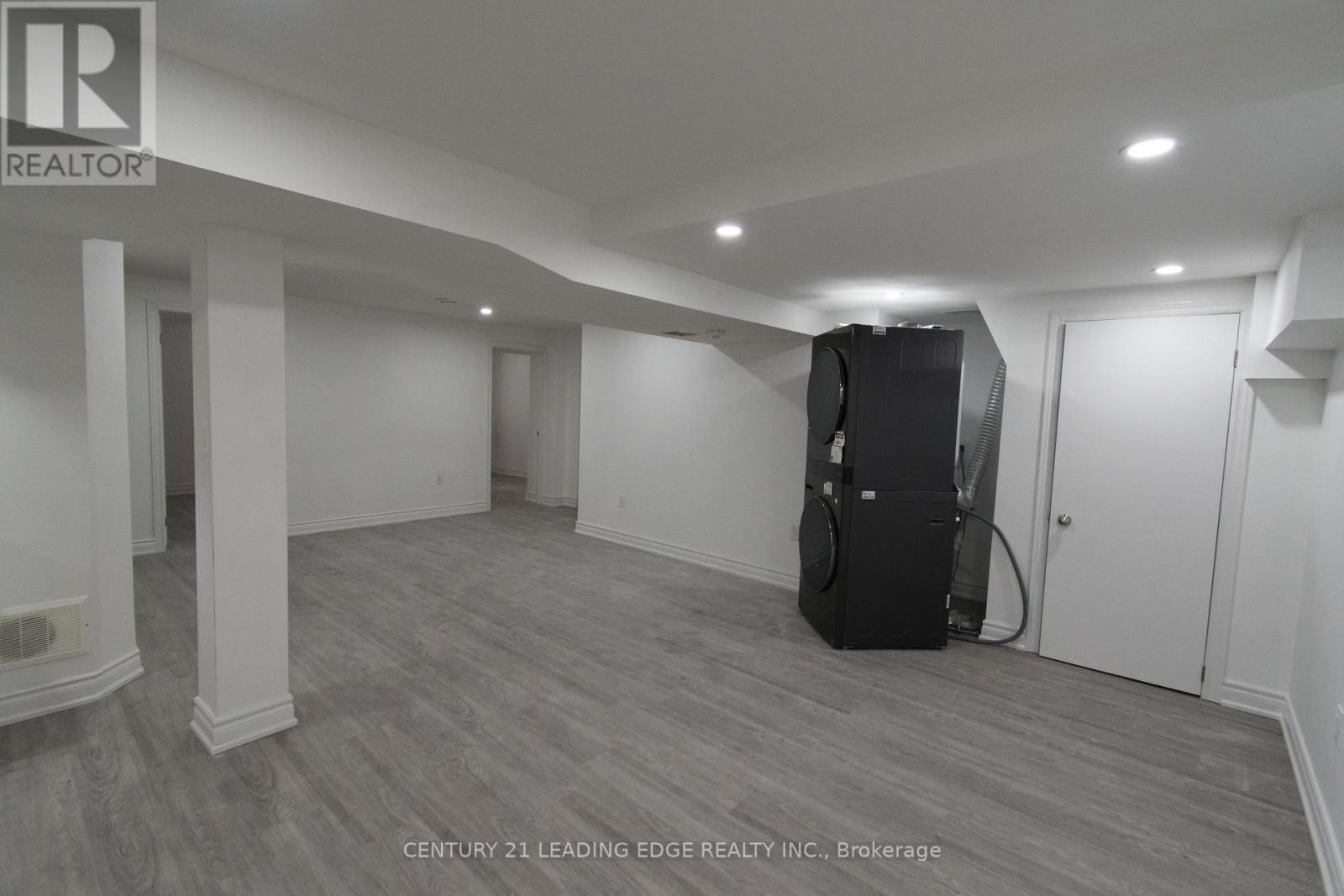 45 Lofthouse Drive, Whitby, Ontario  L1R 1W5 - Photo 13 - E12986762