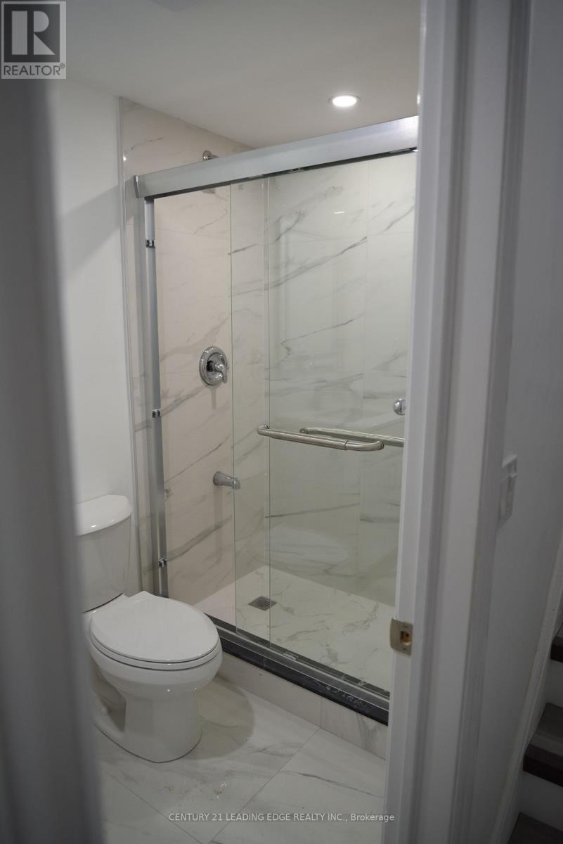 45 Lofthouse Drive, Whitby, Ontario  L1R 1W5 - Photo 14 - E12986762