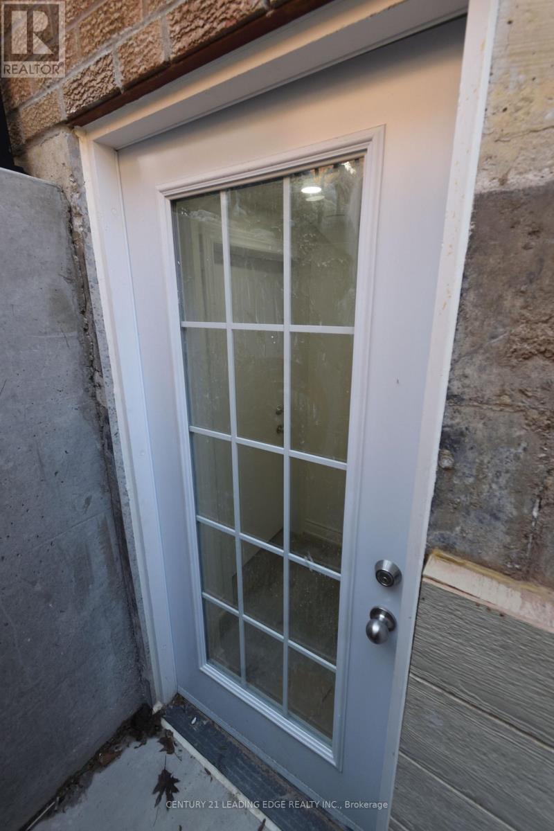 45 Lofthouse Drive, Whitby, Ontario  L1R 1W5 - Photo 19 - E12986762