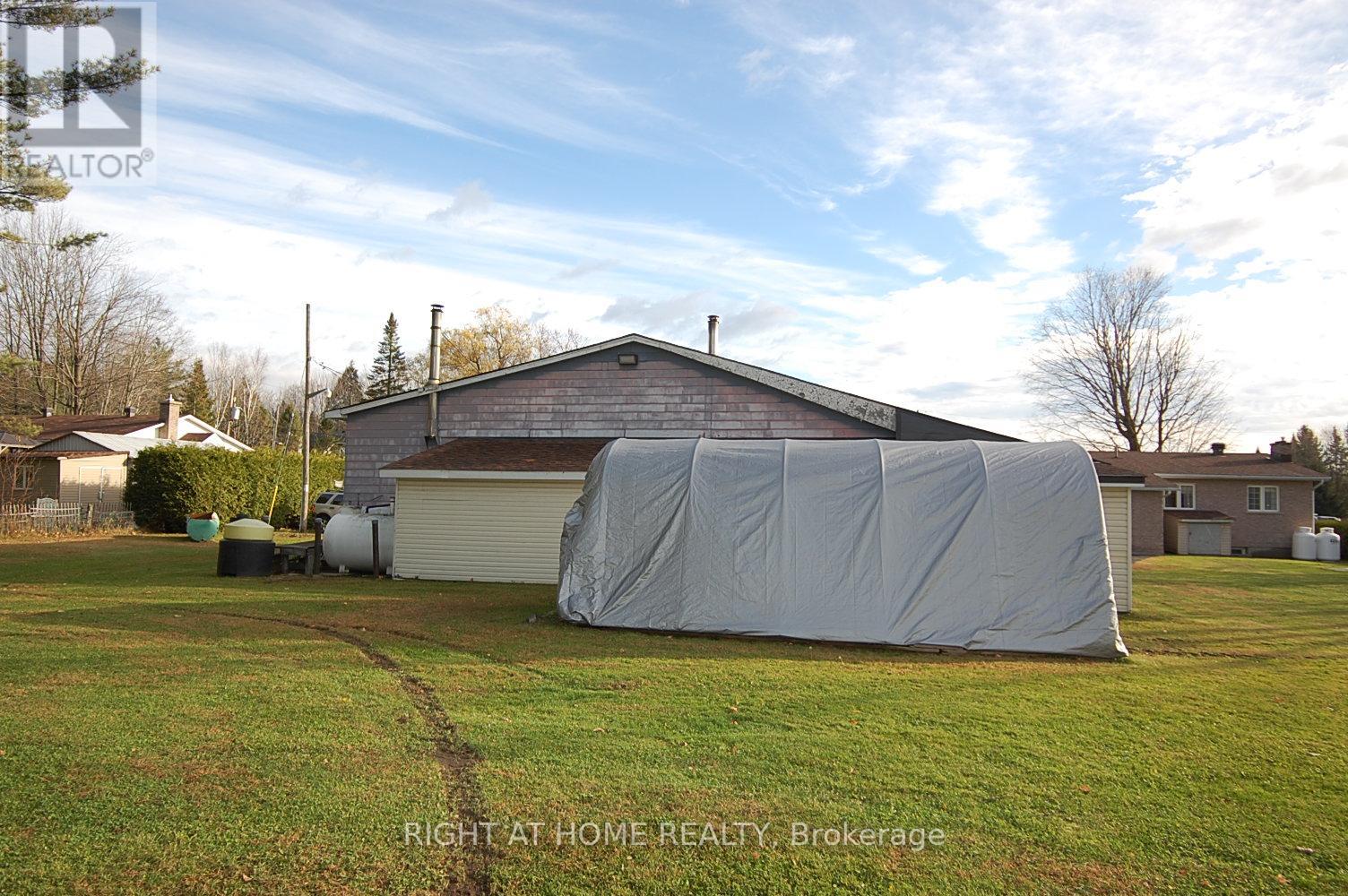 312 Ramage Road, Clarence-Rockland, Ontario  K4K 1K7 - Photo 11 - X12986730