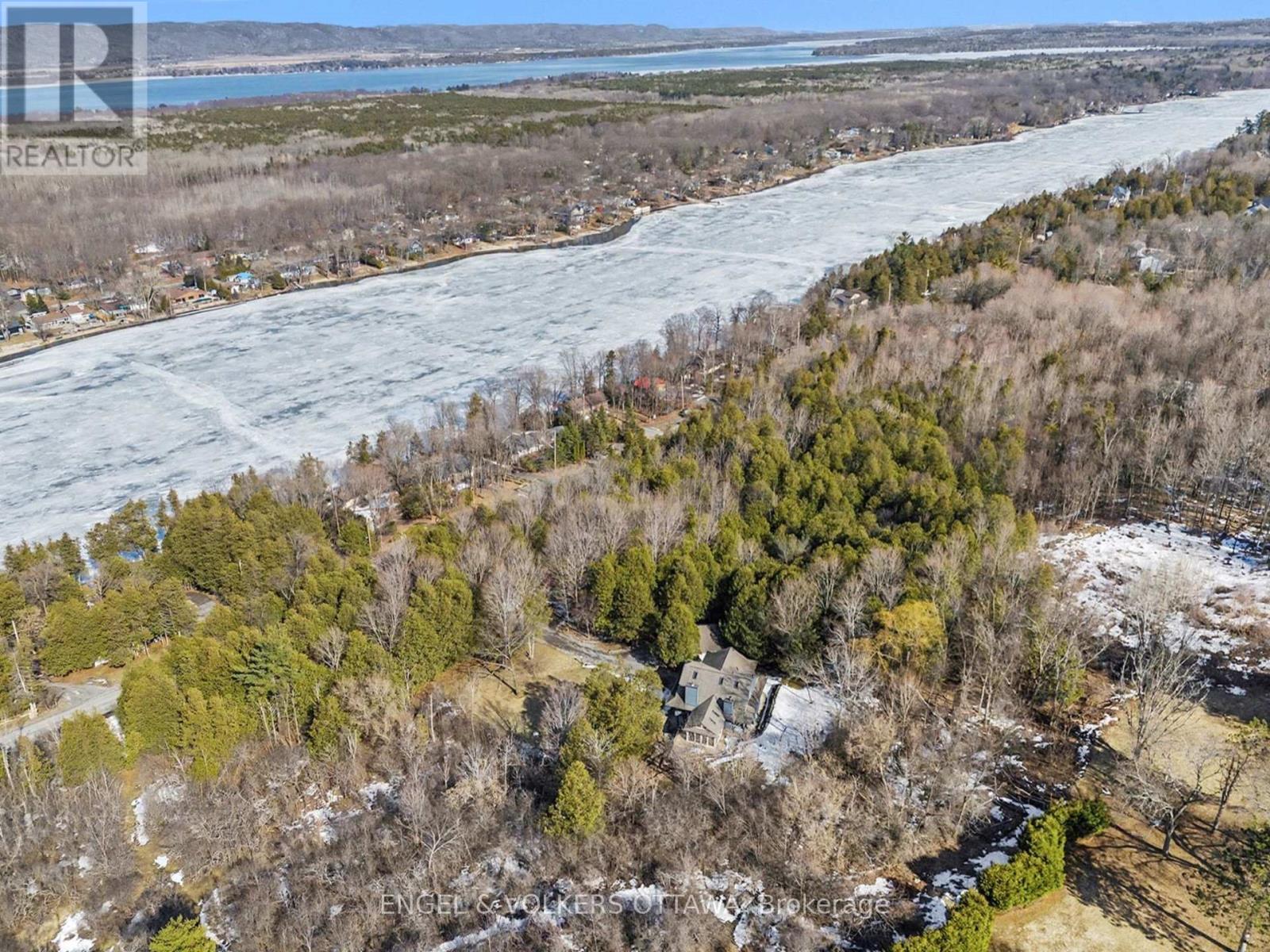 4637 Northwoods Drive, Ottawa, Ontario  K0A 3M0 - Photo 43 - X12986764