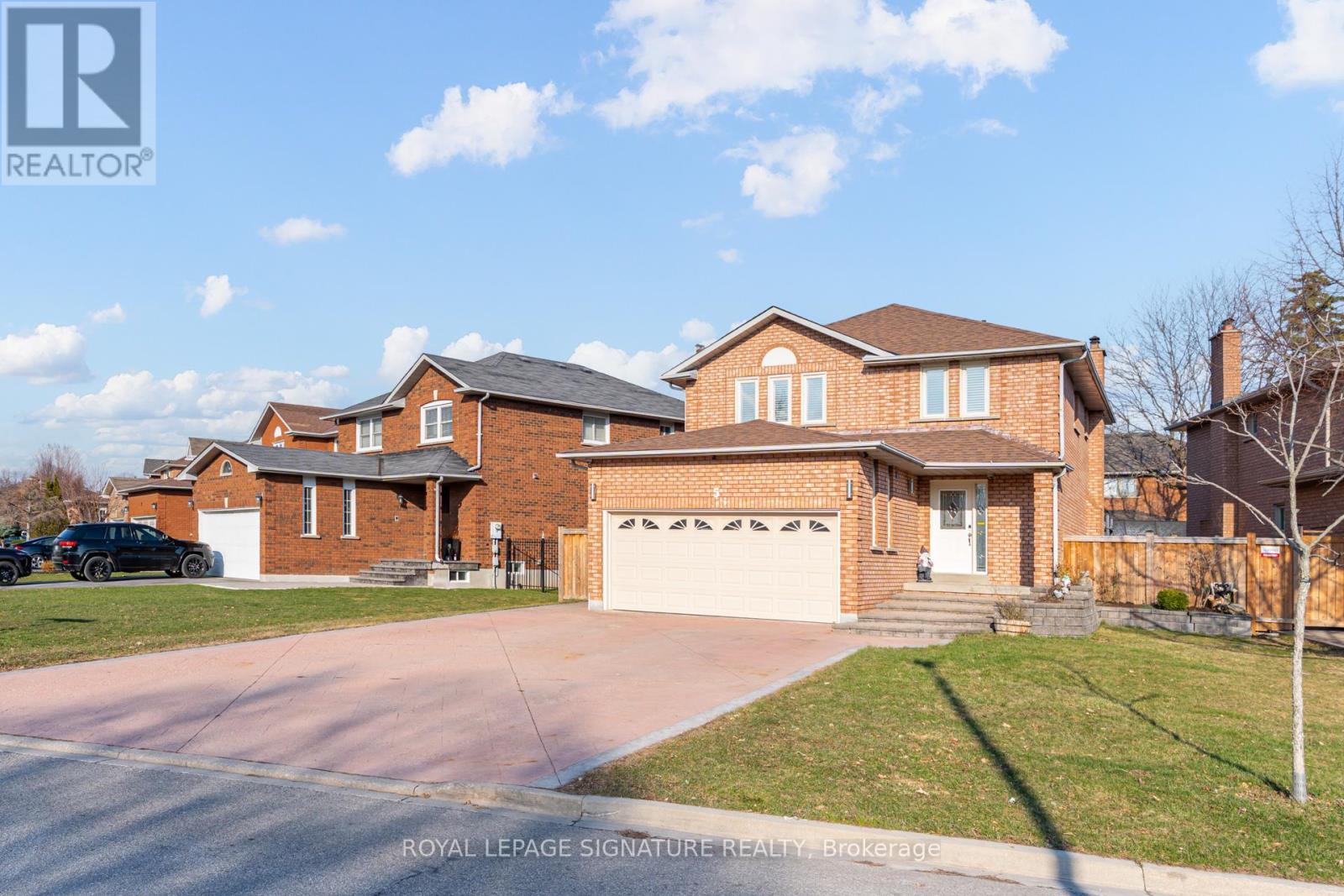 5 LONGHOUSE STREET, Vaughan, Ontario