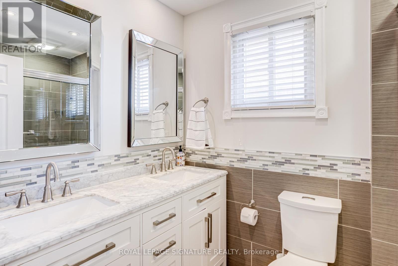 5 Longhouse Street, Vaughan, Ontario  L4L 4Z3 - Photo 20 - N12986724