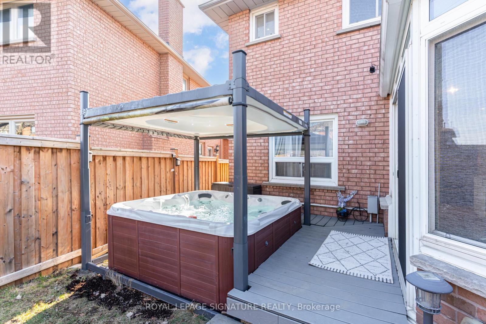 5 Longhouse Street, Vaughan, Ontario  L4L 4Z3 - Photo 32 - N12986724