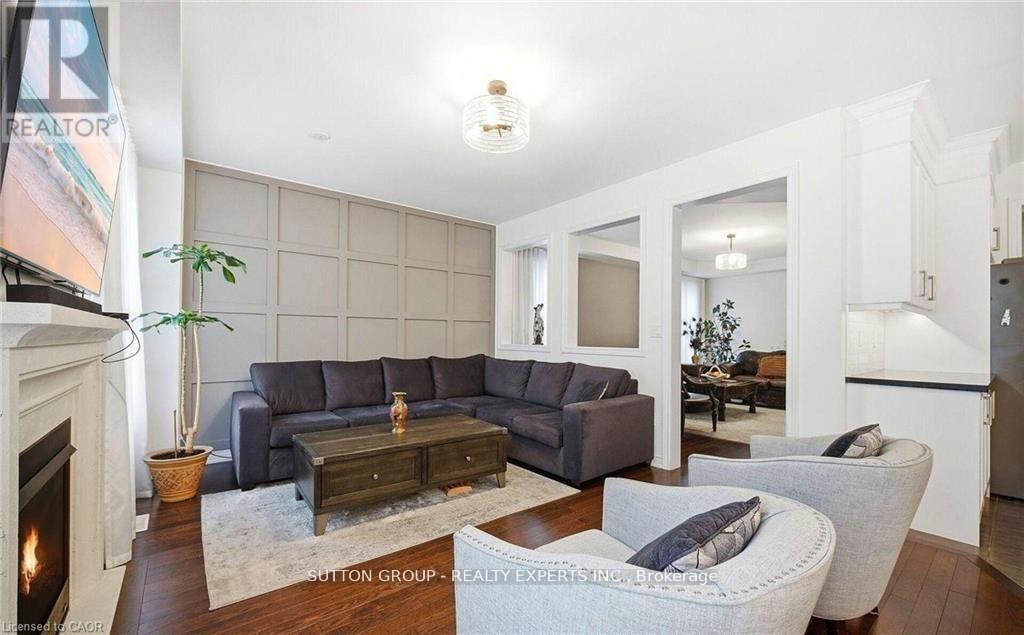 146 Beaconsfield Drive, Vaughan, Ontario  L4H 4L7 - Photo 10 - N12986738