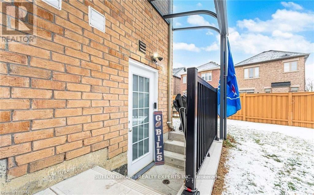 146 Beaconsfield Drive, Vaughan, Ontario  L4H 4L7 - Photo 36 - N12986738