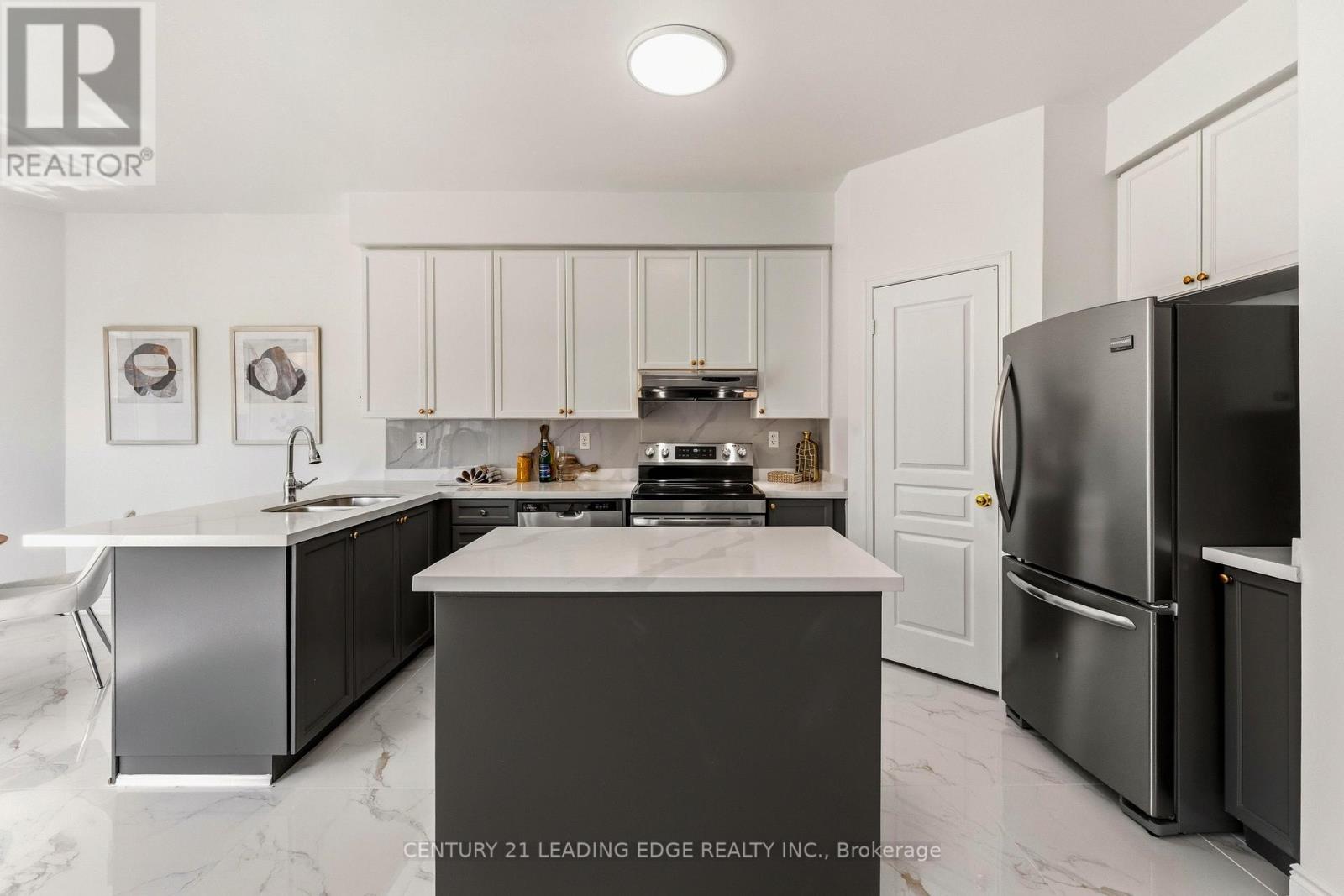 114 Alfred Paterson Drive, Markham, Ontario  L6E 1L5 - Photo 19 - N12982622