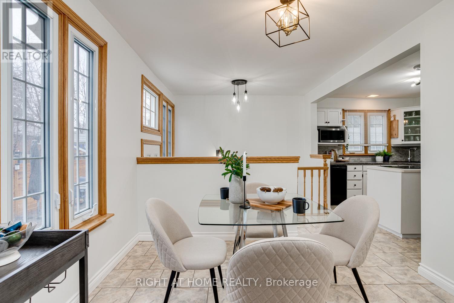 52 Highland Avenue, Barrie, Ontario  L4M 1N3 - Photo 13 - S12986770