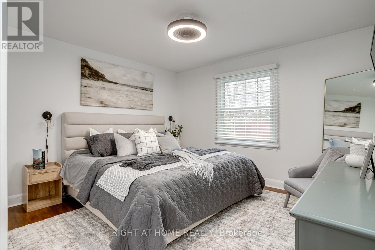 52 Highland Avenue, Barrie, Ontario  L4M 1N3 - Photo 16 - S12986770