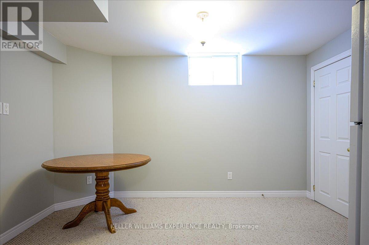 25 Muir Drive, Barrie, Ontario  L4N 0J1 - Photo 42 - S12986590