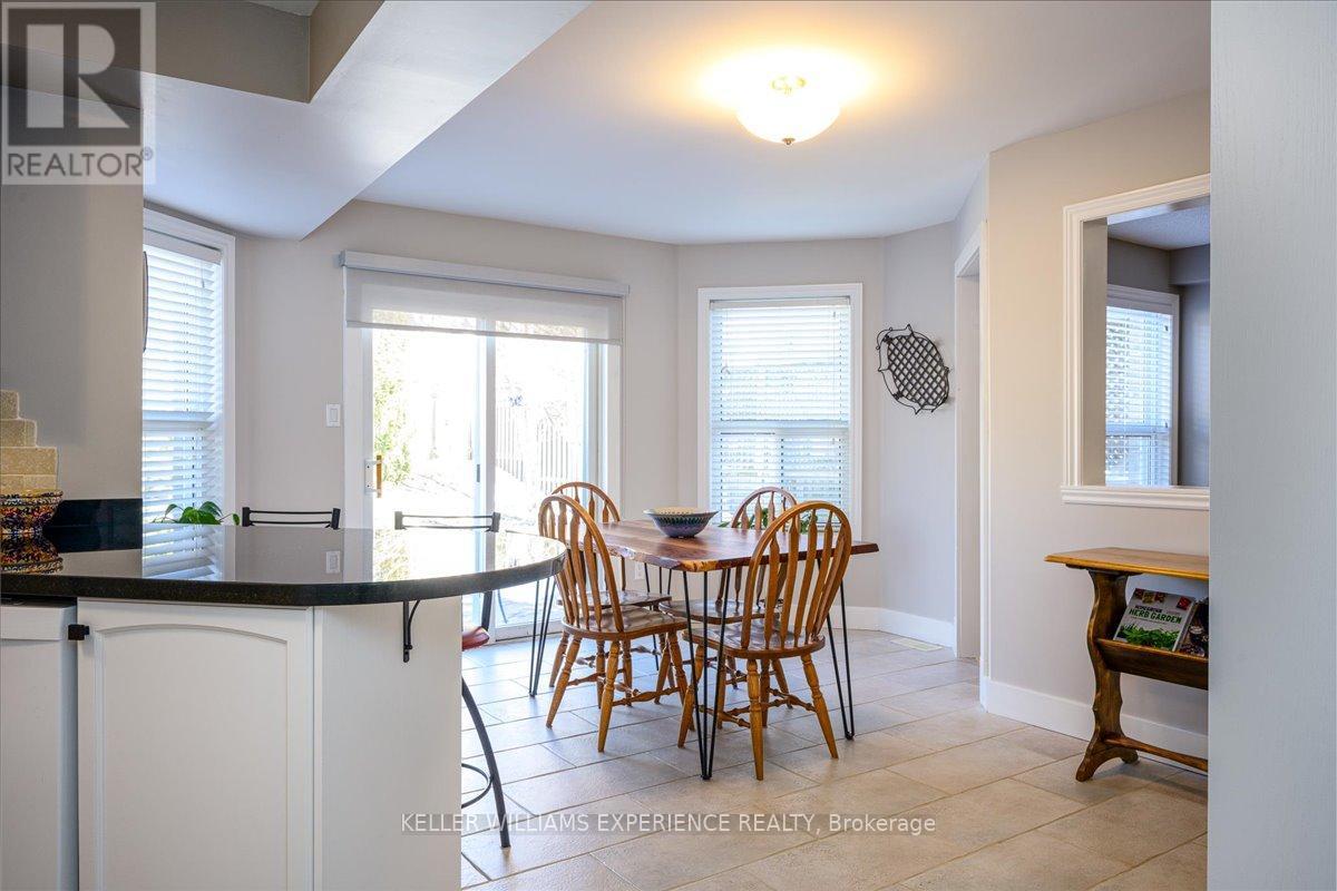 25 Muir Drive, Barrie, Ontario  L4N 0J1 - Photo 32 - S12986590