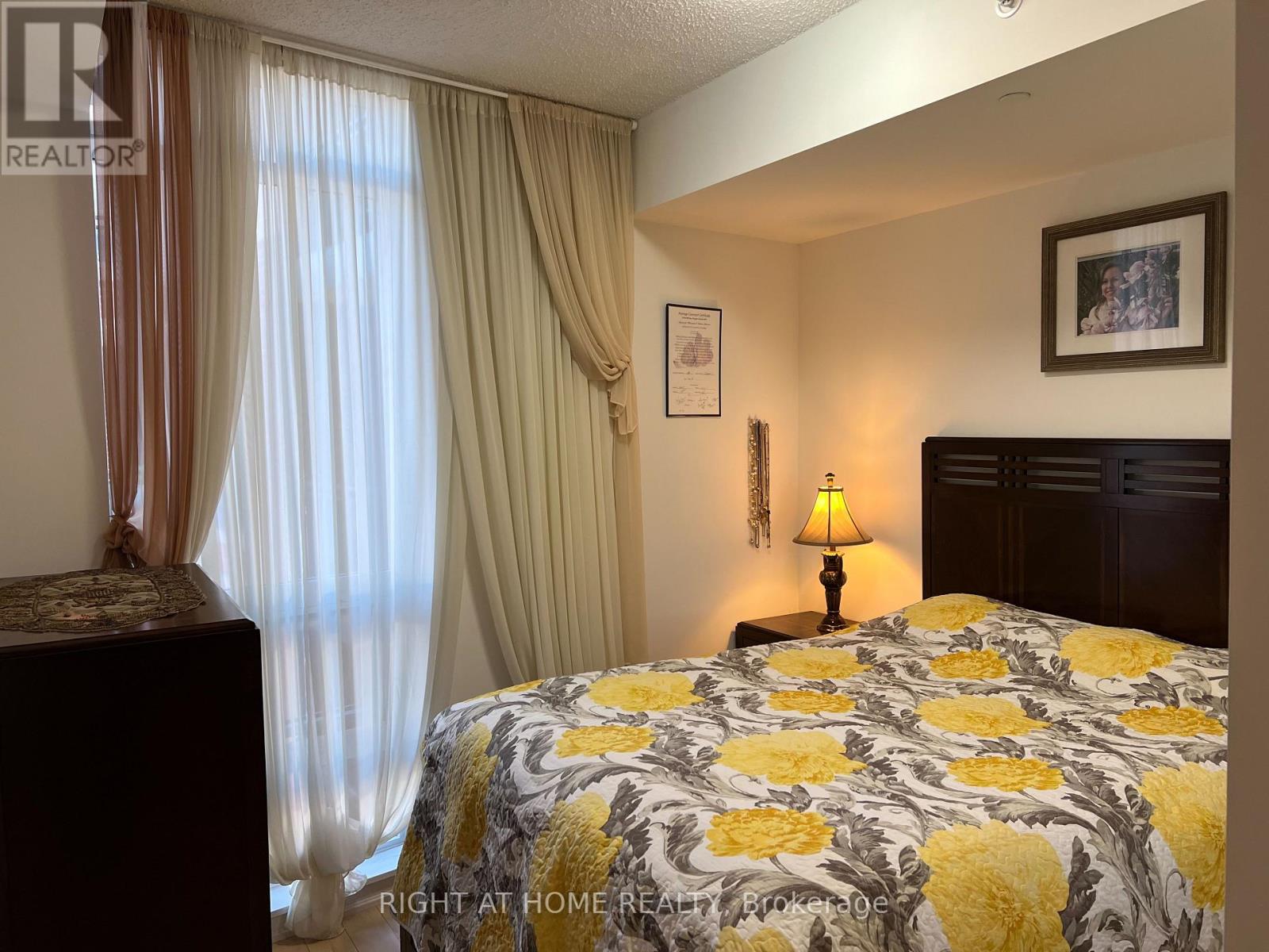 623 - 800 Lawrence Avenue W, Toronto (Yorkdale-Glen Park), Ontario  M6A 0B1 - Photo 11 - W12986682