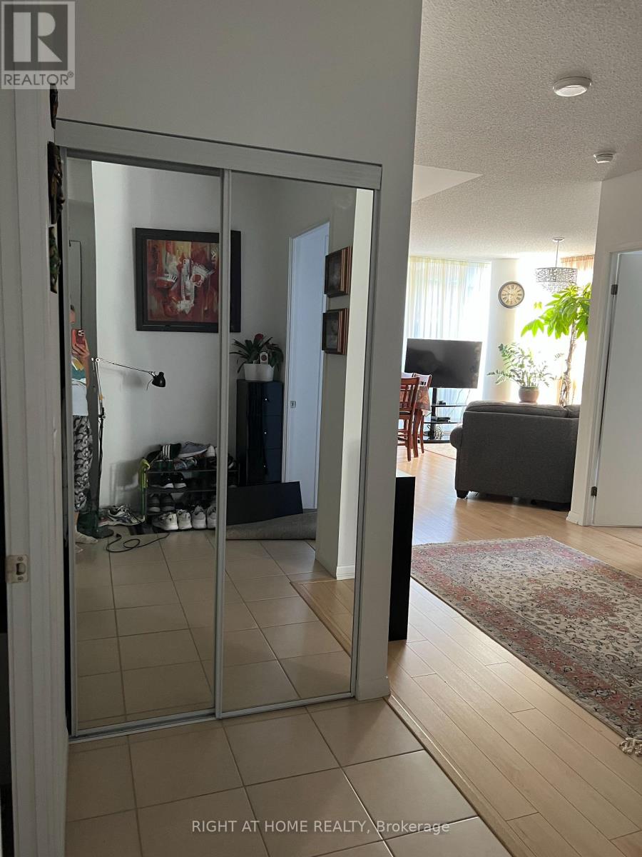 623 - 800 Lawrence Avenue W, Toronto (Yorkdale-Glen Park), Ontario  M6A 0B1 - Photo 2 - W12986682