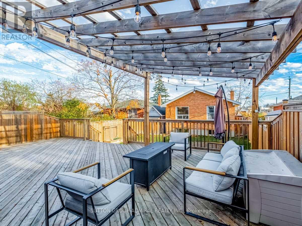 Basement - 6 Fallowfield Road, Toronto (Rexdale-Kipling), Ontario  M9W 2W2 - Photo 7 - W12986684