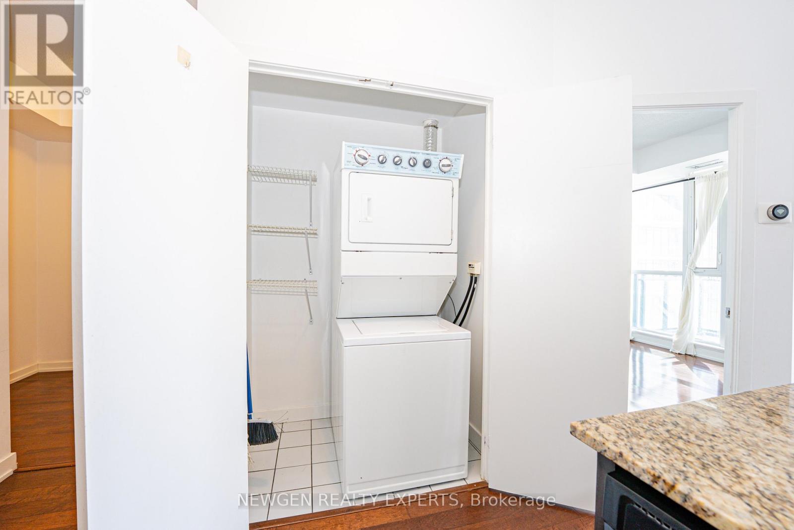 2908 - 4070 Confederation Parkway, Mississauga, Ontario  L5B 0E9 - Photo 23 - W12986694