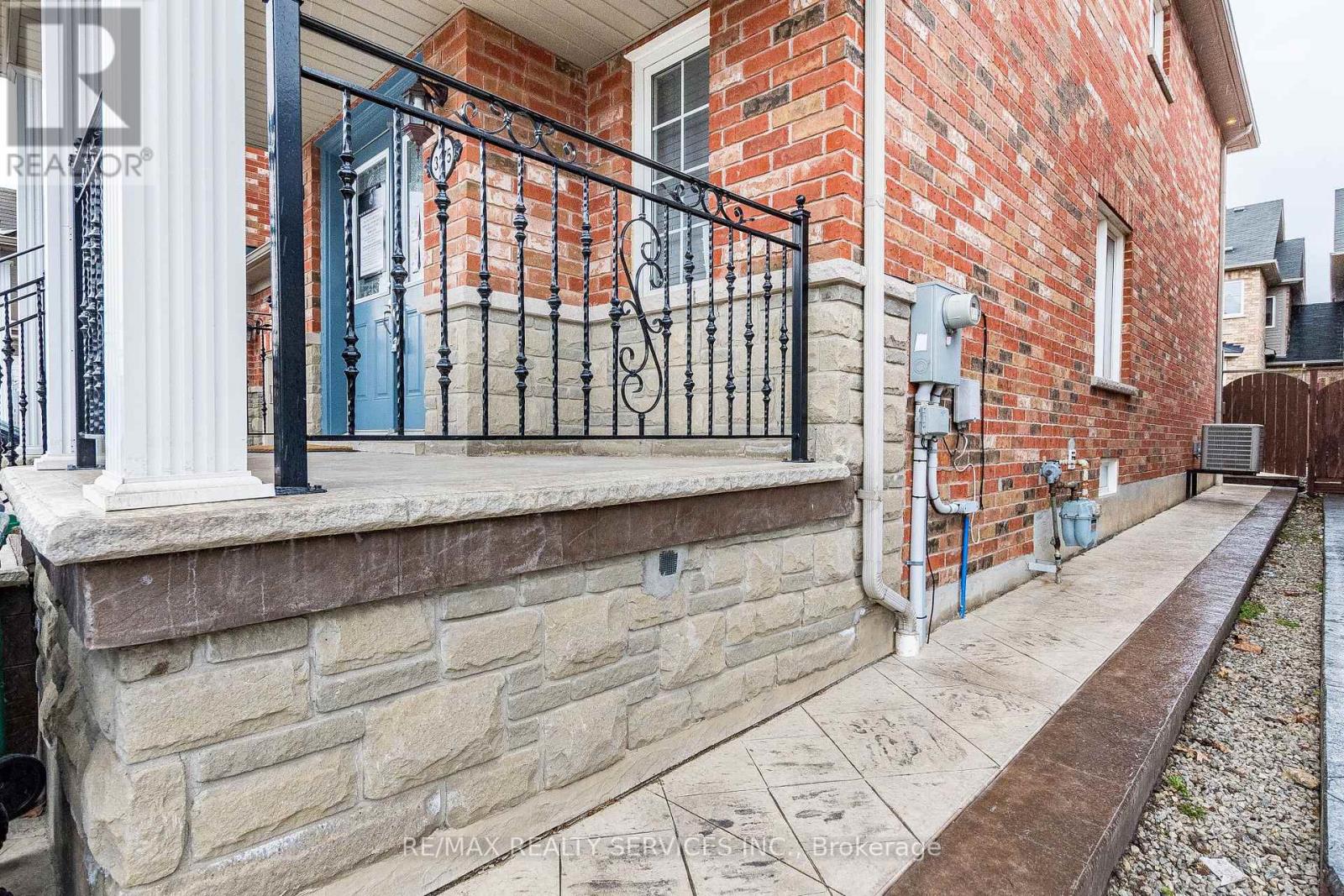 3475 Bala Drive, Mississauga, Ontario  L5M 0G6 - Photo 44 - W12986710