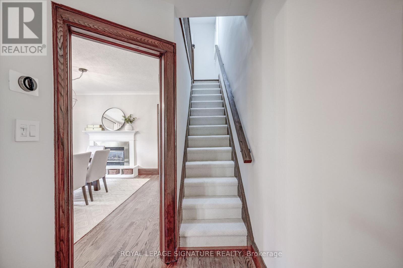 61 Government Road, Toronto (Kingsway South), Ontario  M8X 1W3 - Photo 27 - W12986716