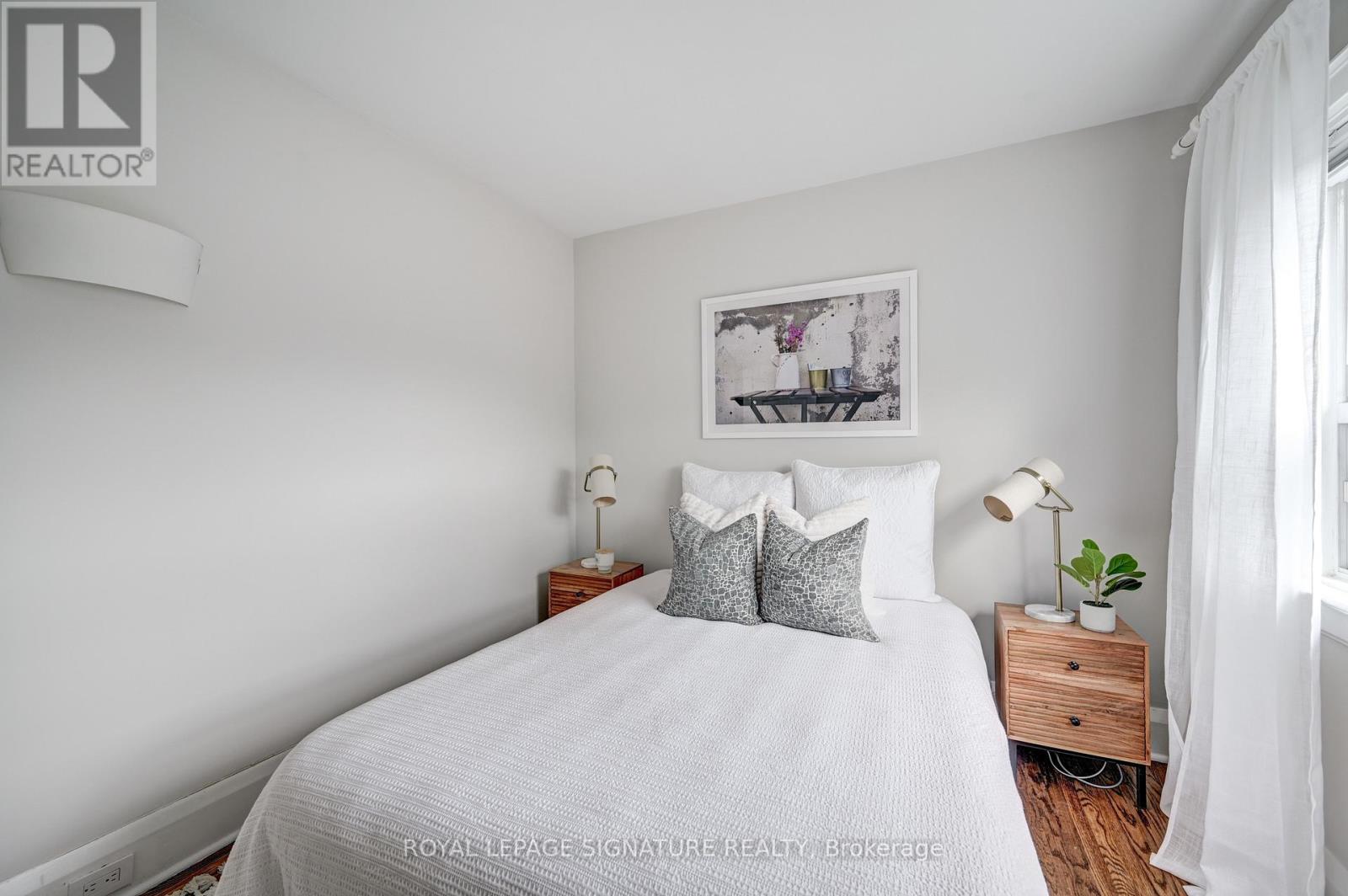 61 Government Road, Toronto (Kingsway South), Ontario  M8X 1W3 - Photo 39 - W12986716