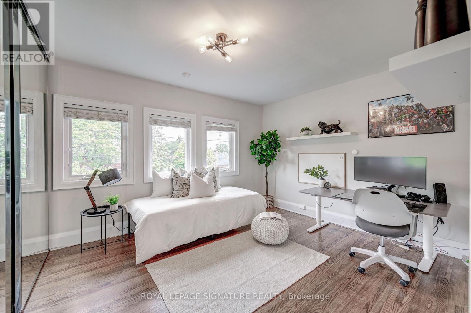 61 Government Road, Toronto (Kingsway South), Ontario  M8X 1W3 - Photo 40 - W12986716