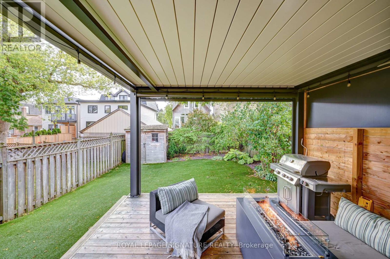 61 Government Road, Toronto (Kingsway South), Ontario  M8X 1W3 - Photo 47 - W12986716