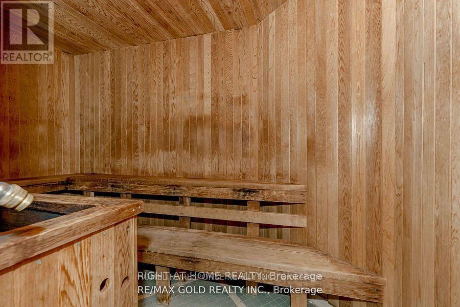 1810 - 55 Elm Drive W, Mississauga (City Centre), Ontario  L5B 3Z3 - Photo 20 - W12986736