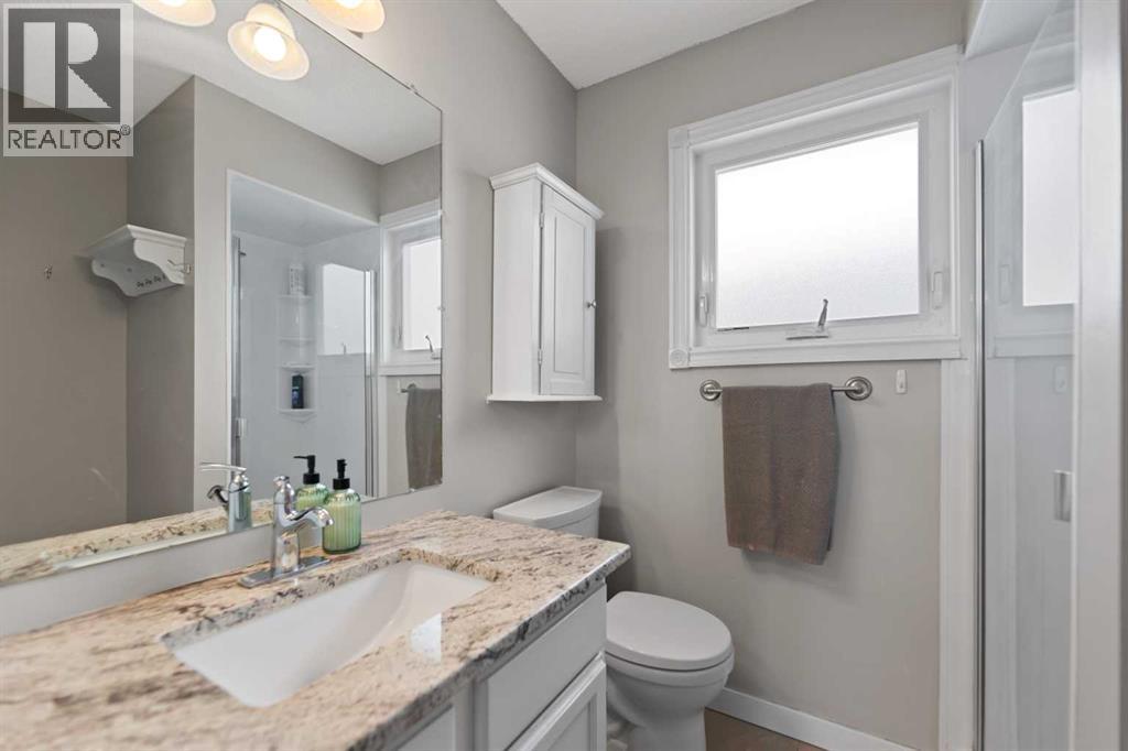 79 Macewan Meadow Rise NW, Calgary, Alberta  T3K 3J7 - Photo 24 - A2299813