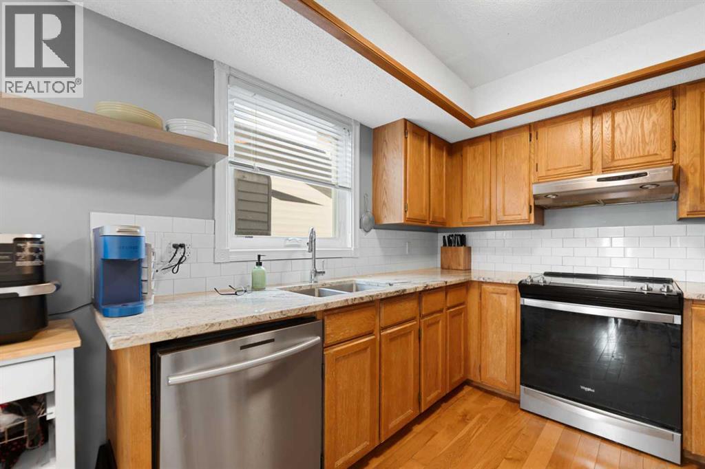 79 Macewan Meadow Rise NW, Calgary, Alberta  T3K 3J7 - Photo 17 - A2299813