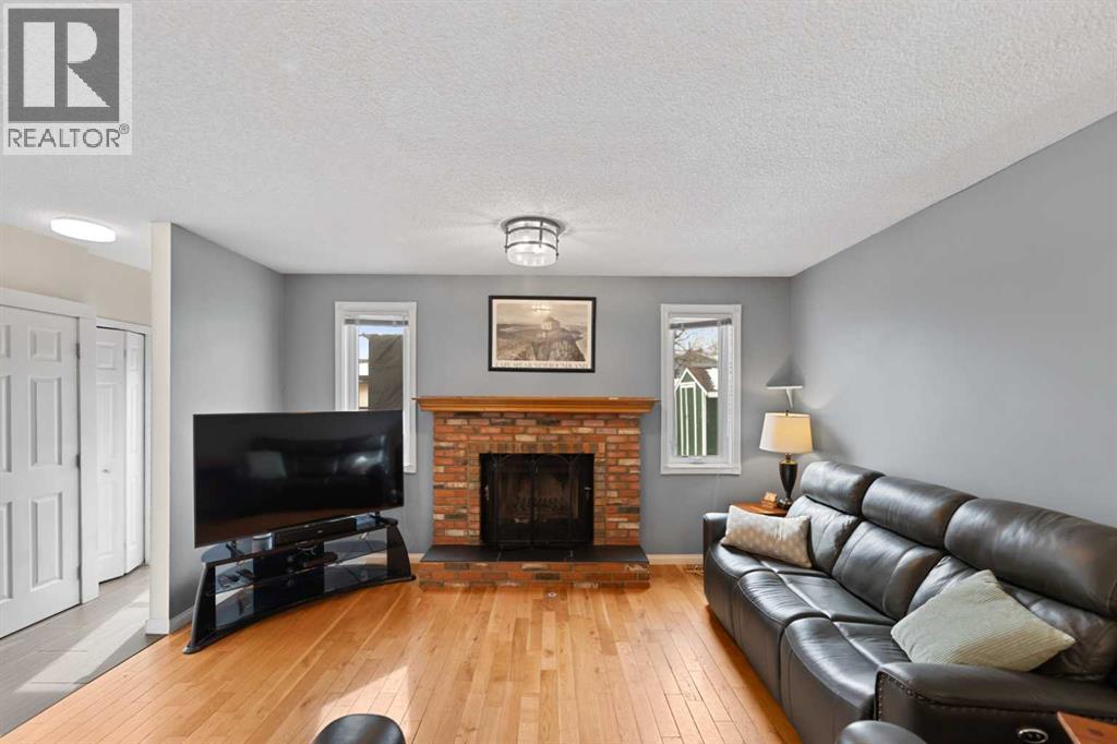 79 Macewan Meadow Rise NW, Calgary, Alberta  T3K 3J7 - Photo 11 - A2299813