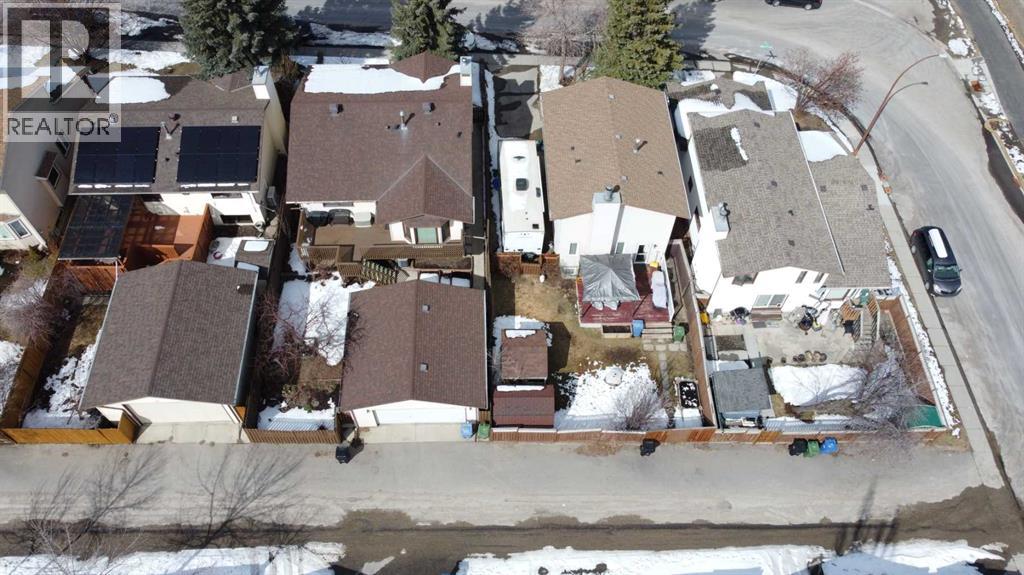 79 Macewan Meadow Rise NW, Calgary, Alberta  T3K 3J7 - Photo 46 - A2299813