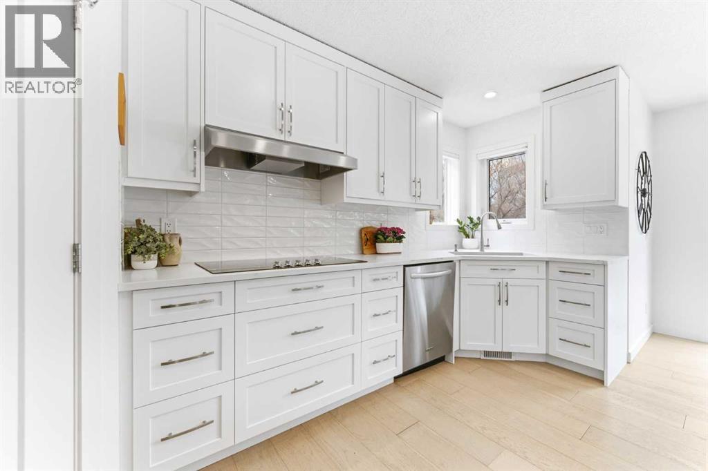 40 Tuscany Ridge Green NW, Calgary, Alberta  T3L 2J4 - Photo 10 - A2300533