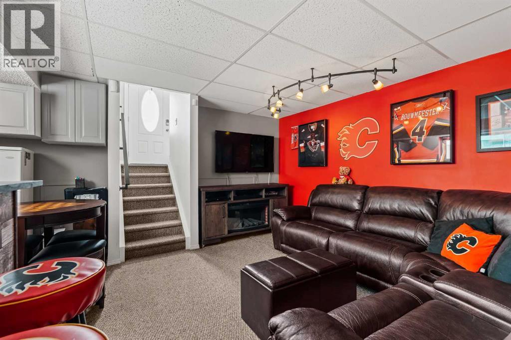 60 Hunterhorn Crescent Ne, Calgary, Alberta  T2K 6J3 - Photo 24 - A2300686