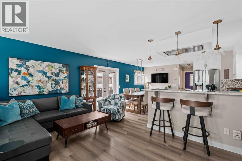 60 Hunterhorn Crescent Ne, Calgary, Alberta  T2K 6J3 - Photo 5 - A2300686