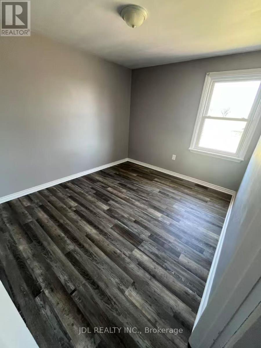 8110 Chippewa Road E, Hamilton, Ontario  L0R 1W0 - Photo 5 - X12986686