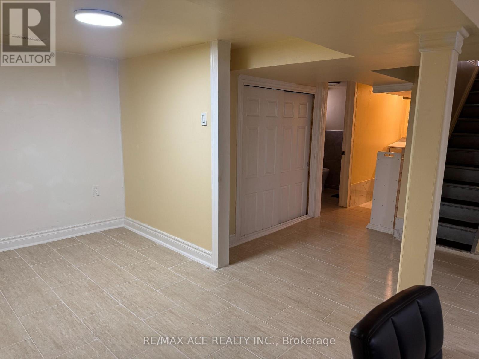 92 Ware Street, Peterborough, Ontario  K9J 2B7 - Photo 28 - X12986726