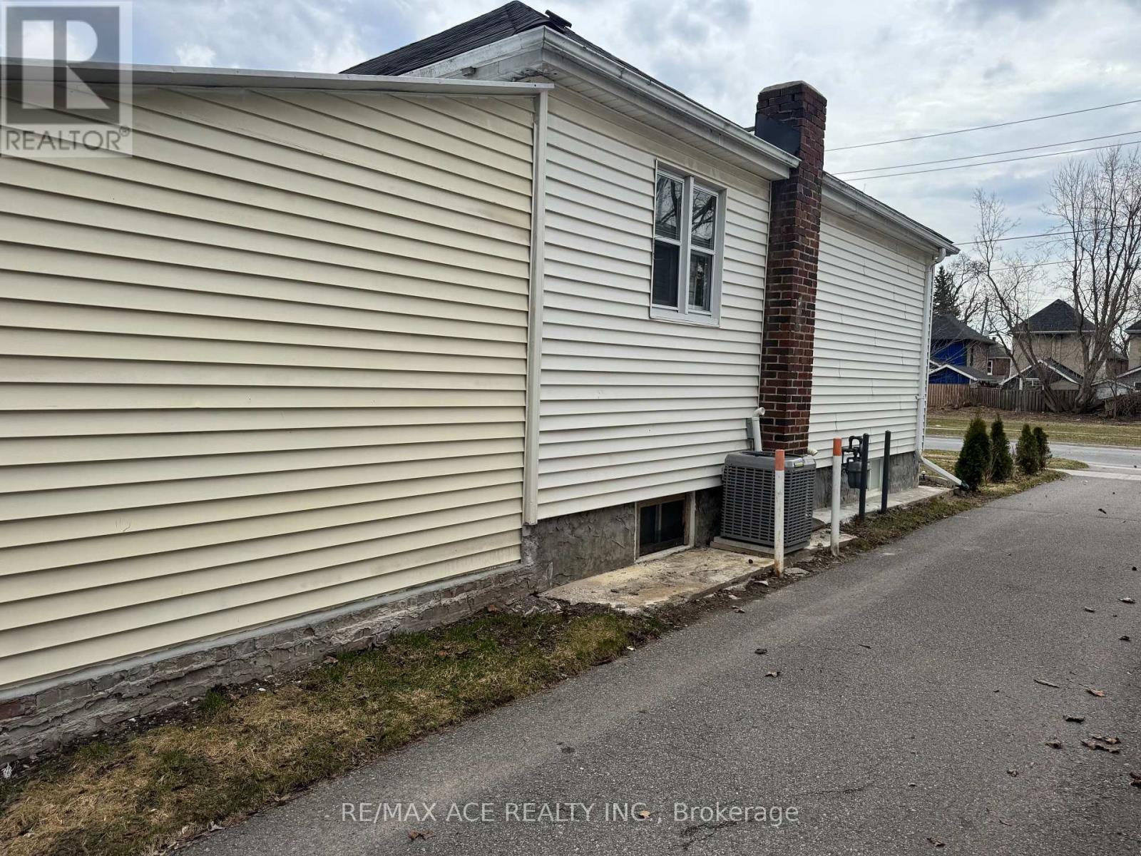 92 Ware Street, Peterborough, Ontario  K9J 2B7 - Photo 38 - X12986726